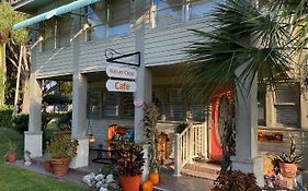 Nature Coast Inn & Cottages